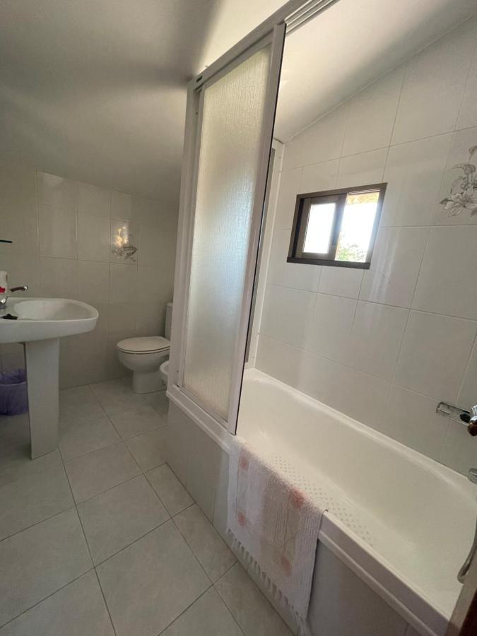 וילאנואבה דה ארוסה Hostal Restaurante Luz De Luna מראה חיצוני תמונה